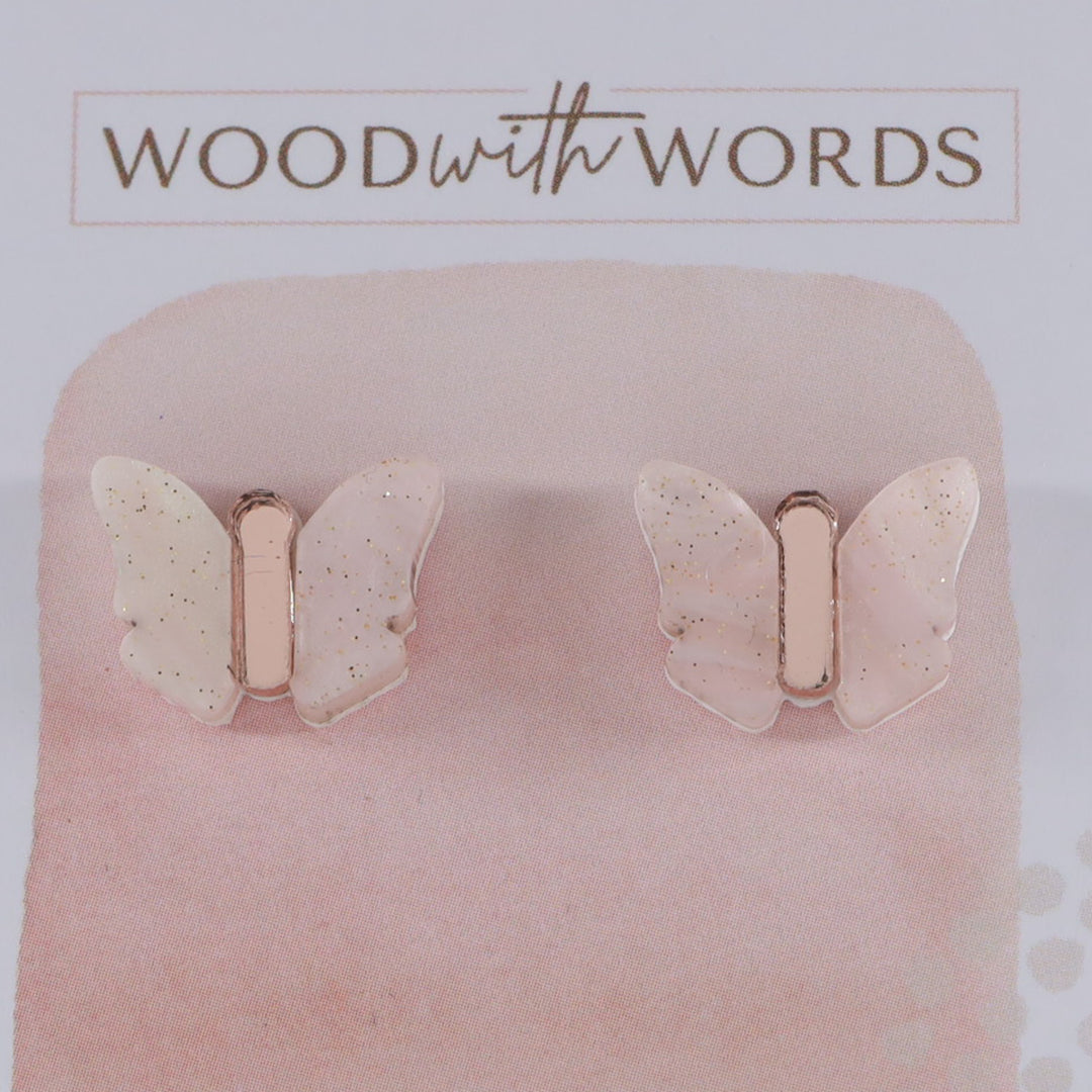 シマーバタフライアクリルスタッドイヤリング