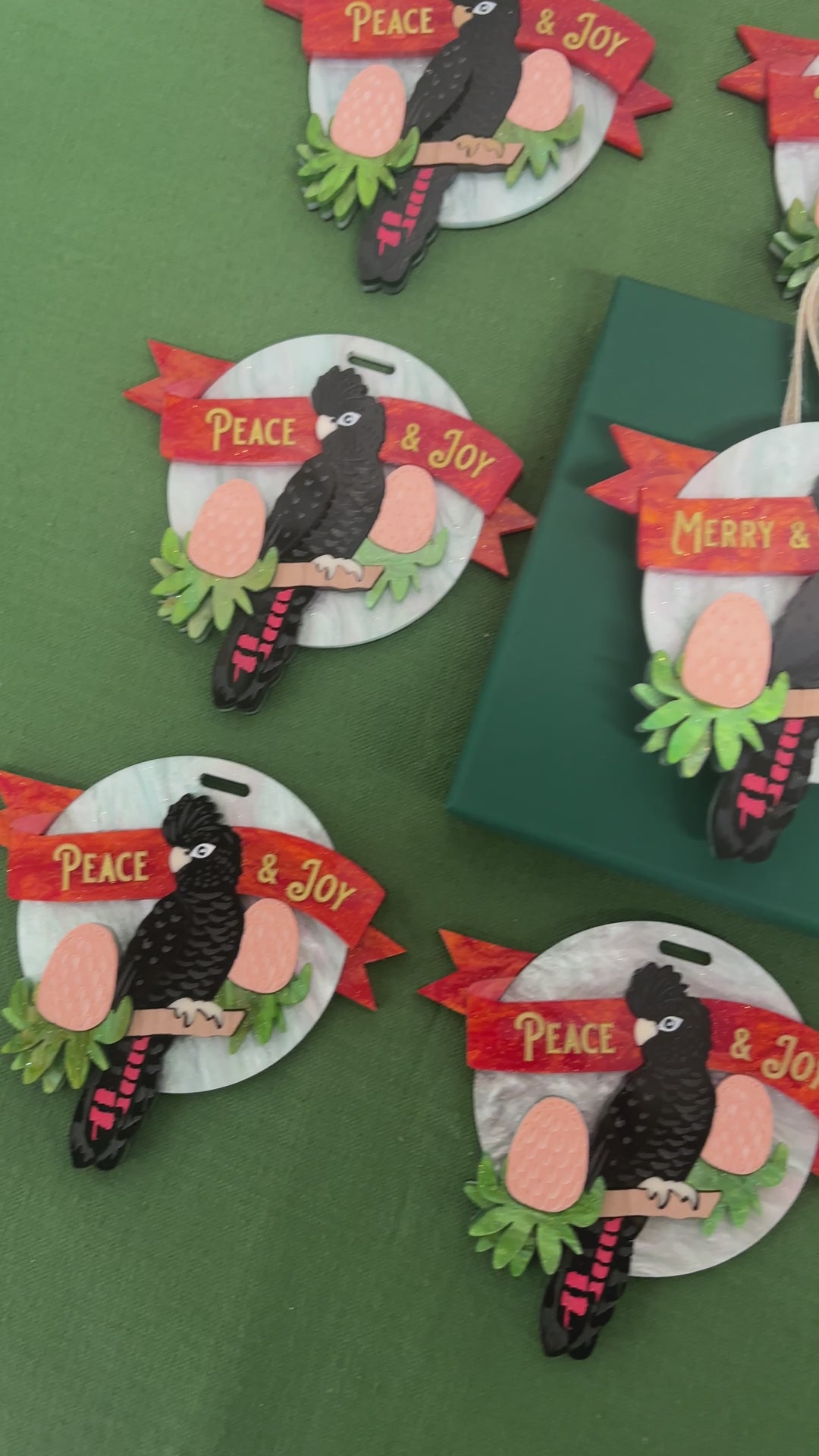 Christmas Collector's Ornament - Black Cockatoo